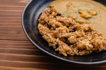寝かせ玄米とカレー