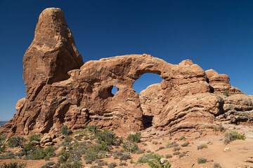 Fototapeta na wymiar Turret Arch in Arches National Park