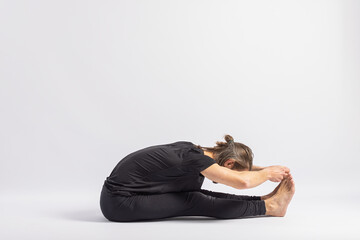 (43-104) Seated pincer pose (Dandasana) Yoga Posture (Asana)