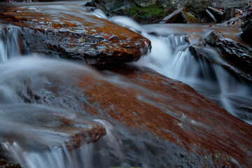 Bachlauf im Schluchten- und Brückenpfad bei Winterberg, Sauerland,Deutschland,Europa