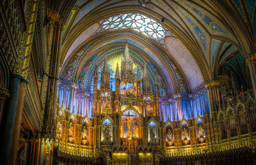 Fototapeta na wymiar interiors and details of Notre Dame basilica in Montreal, quebec, Canada