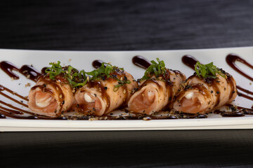 EBI SHITAKE ROLL