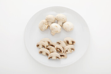 2種類のマッシュルーム