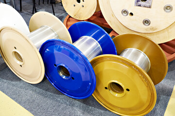 Plywood, metal cable drums