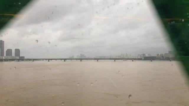 High water level of Han river after heavy rain