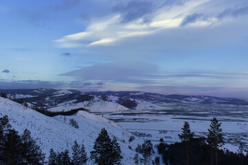 Obraz premium snow covered mountains beautiful sky