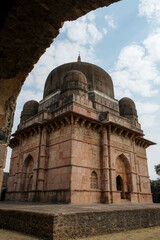 Fototapeta na wymiar Tomb of Darya Khan in Mandu, Madhya Pradesh, India.
