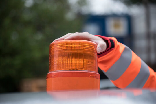 Orange Flashing Light For A Car