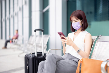 businesswoman use smart phone