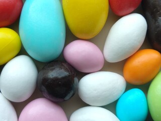 Fototapeta na wymiar Detail view of colorful candies 