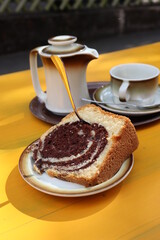 Marmorkuchen Rührkuchen Stück aufgeschnitten Kuchen 