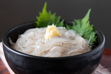 白魚丼