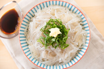白魚丼