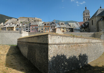 Briançon is a French city located in the Hautes-Alpes department. Its fortifications, works of the...
