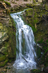 Obraz premium Wasserfall der Wiesaz bei Reutlingen-Gönningen, Baden Württemberg, Deutschland