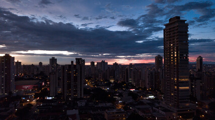 Obraz premium Sunset in big city Goiania, in Brazil. Skyline in dusk with skyscrapers. 