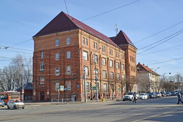 Fototapeta na wymiar KALININGRAD, RUSSIA - MARCH 09, 2021: Brick building of the barracks of the 3rd Cuirassier Count Wrangel Regiment (1870)