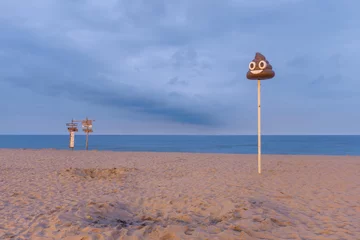 Deurstickers Orientation pole on the beach of Ostend in Belgium. © Erik_AJV