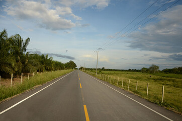 Paisaje Llanero Amanecer sol Acacias Meta Colombia 