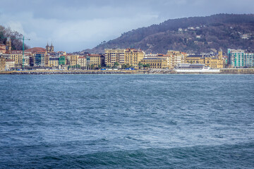 Fototapeta premium Coastline of La Concha beach in San Sebastian city also known as Donostia, Spain