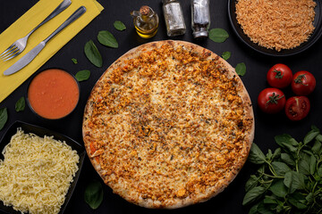 Pizza de frango com mussarela