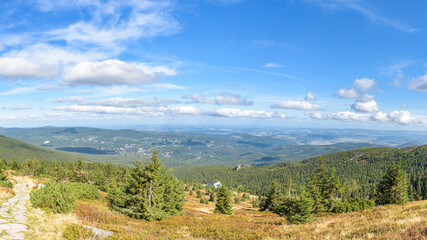 Fototapeta na wymiar Panoramic view of slope of Labski Szczyt mountain