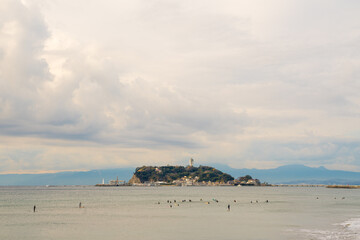 江の島のサーファー
