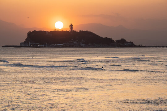 2 307 件の最適な 江ノ島の夕日 画像 ストック写真 ベクター Adobe Stock 2 307 件の最適な 江ノ島の夕日 画像 ストック写真 ベクター Adobe Stock