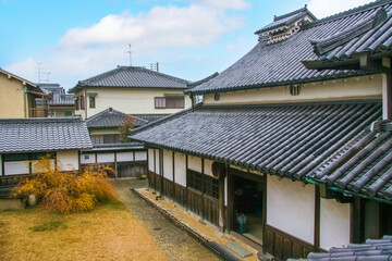大阪富田林 古い木造家屋が残る寺内町 Wall Mural Wallpaper Murals 木村 亨 大阪富田林 古い木造家屋が残る寺内町 Wall Mural Wallpaper Murals 木村 亨