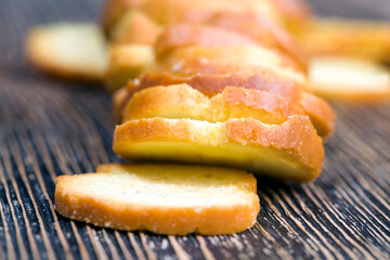 fried rye crackers with spices