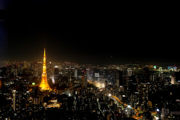 Tokyo Tower with a wonderful night view from Tokyo, Japan 일본 도쿄에서 바라본 멋진 야경의 도쿄타워