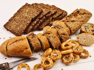 slices of bread with seeds