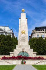 Obraz premium The Soviet Red Army War Memorial on the Liberty Square in Budapest, Hungary.