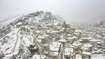 Goynuk is one of the most important and beautiful towns of Bolu which is in Turkey. By consisting of traditional Turkish houses with snows on them during winter season, it has become an attraction.