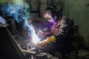 welder at work