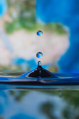 Weltkarte Abbildung in Wassertropfen