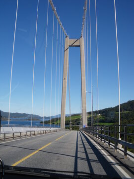 Atlanterhavsveien, Noruega. La carretera del Atl&aacute;ntico Norte. Realmente peligrosa en invierno peroa la vez espectacular.