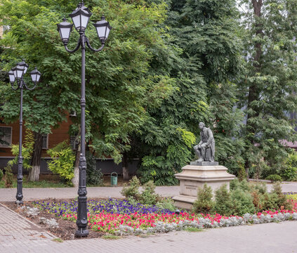 Monument To Mikhail Lomonosov. Sculptor Joseph Kozlowski