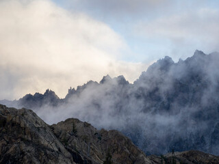 USA, Washington State. Alpine Lakes Wilderness, Stuart Range, Jack Ridge