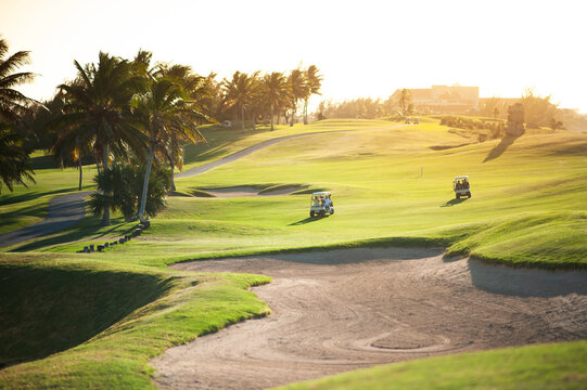 golf course with players in Varadero