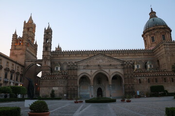 Naklejka premium Sun is going down at Cathedral in Palermo, Sicily Italy