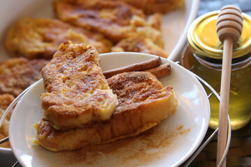 Torrijas o tostadas de Santa Teresa