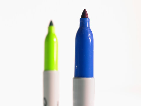 Studio shot blue and green felt-tip pen