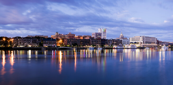 USA, Georgia, Savannah, City skyline by river