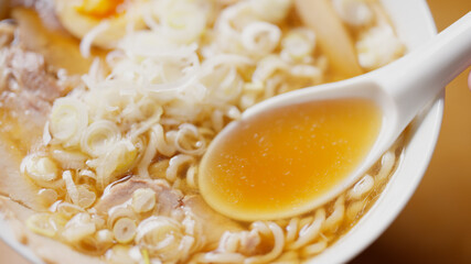 醤油ラーメン　イメージ