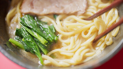 家系ラーメン　イメージ