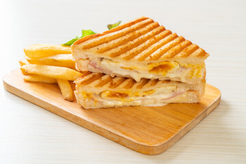 ham cheese sandwich with egg