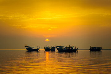 Fototapeta premium Beautiful morning sunrise view at Dammam Corniche -Saudi Arabia