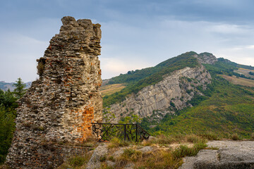 Parco regionale della vena del gesso romagnola. Brisighella, Borgo Rivola, Borgo Tossignano. Emilia...
