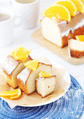 A biscuit citrus cake with oranges